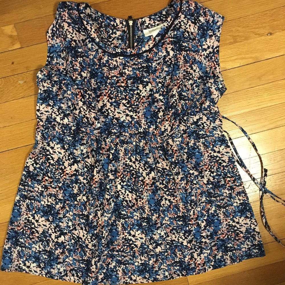 Beautiful printed empire blouse (Maternity)